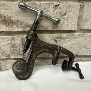 VTG Perfection Nut Cracker Branford Conn. Cast Iron Model 28 Table Counter Mount